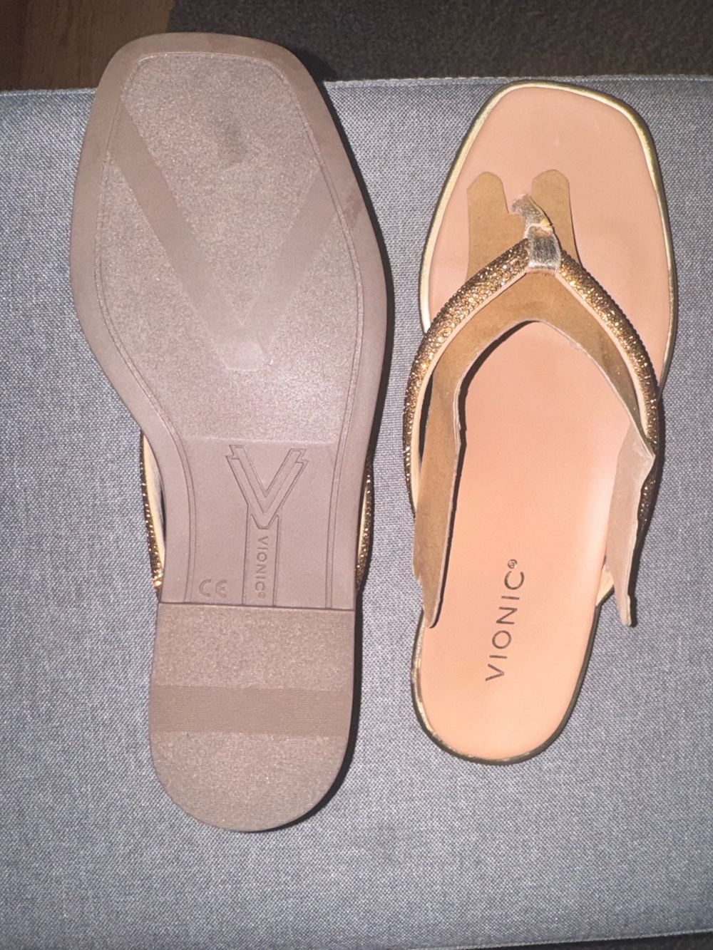 VIONIC Vista Shine Women's Gold Flip Flop Thong Comfortable Sandals -NEW
